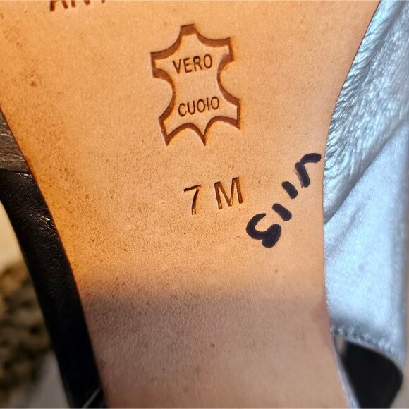 ANTONIO MELANI HEELS - Picture 9 of 9